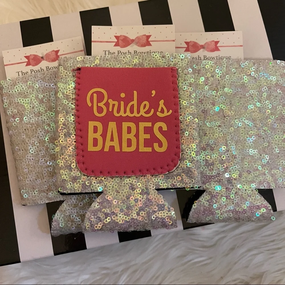 NWT White Iridescent Sequin Bride’s Babes Pink Pocket Short Drink Coozies Set